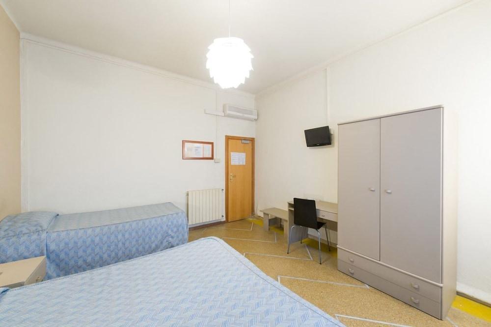 פיזה Hotel Moderno מראה חיצוני תמונה